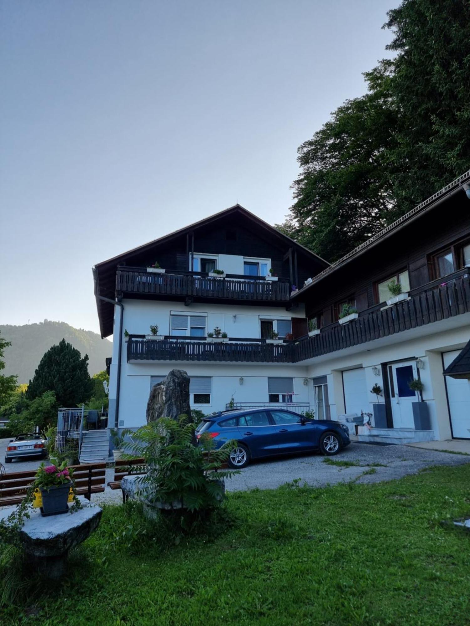 Ferienhaus Burgblick Treffen am Ossiacher See Zewnętrze zdjęcie
